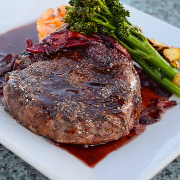 red apple inn dress code Restaurant & Catering on Greers Ferry Lake