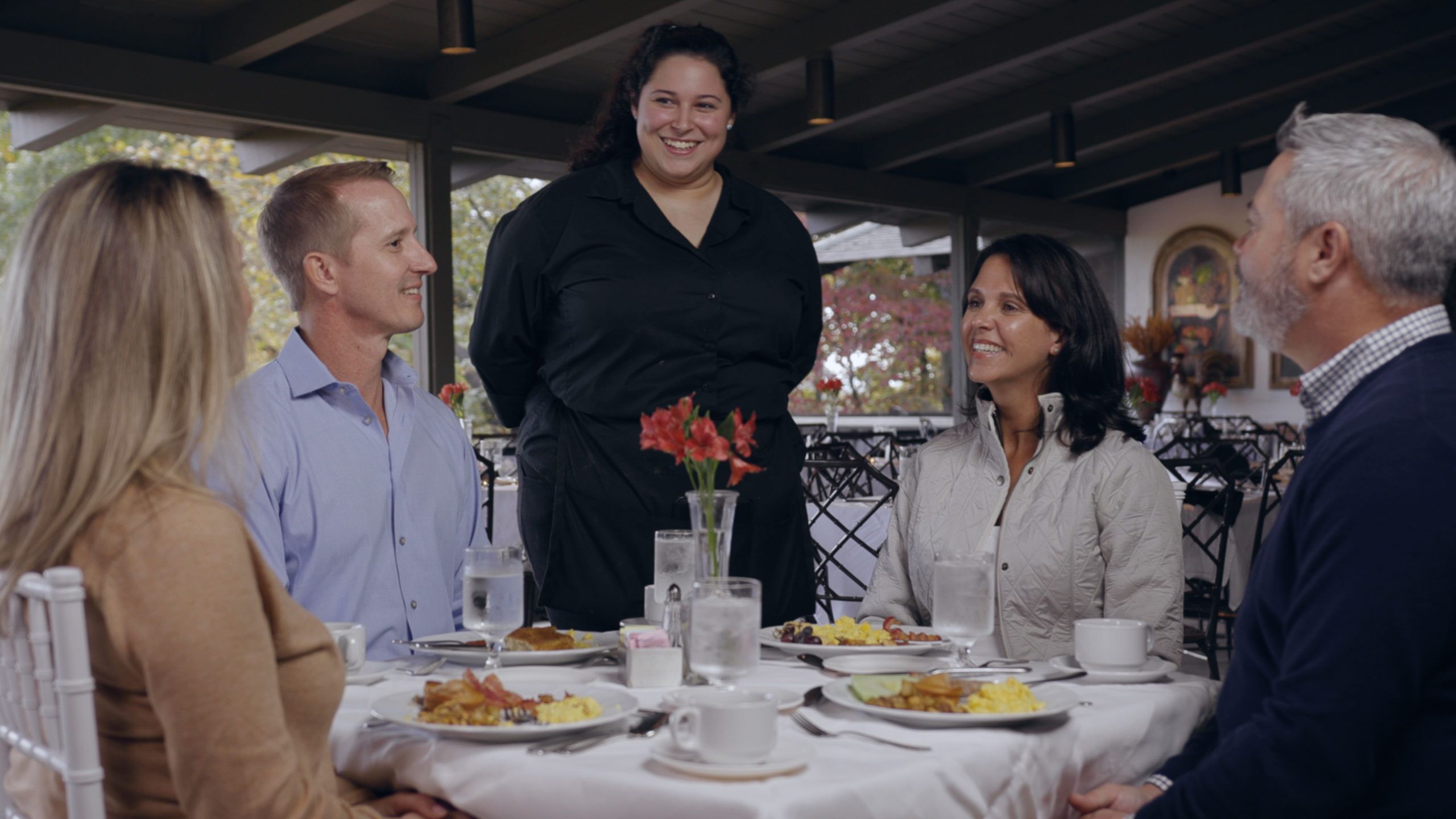 red apple inn dress code Restaurant & Catering on Greers Ferry Lake
